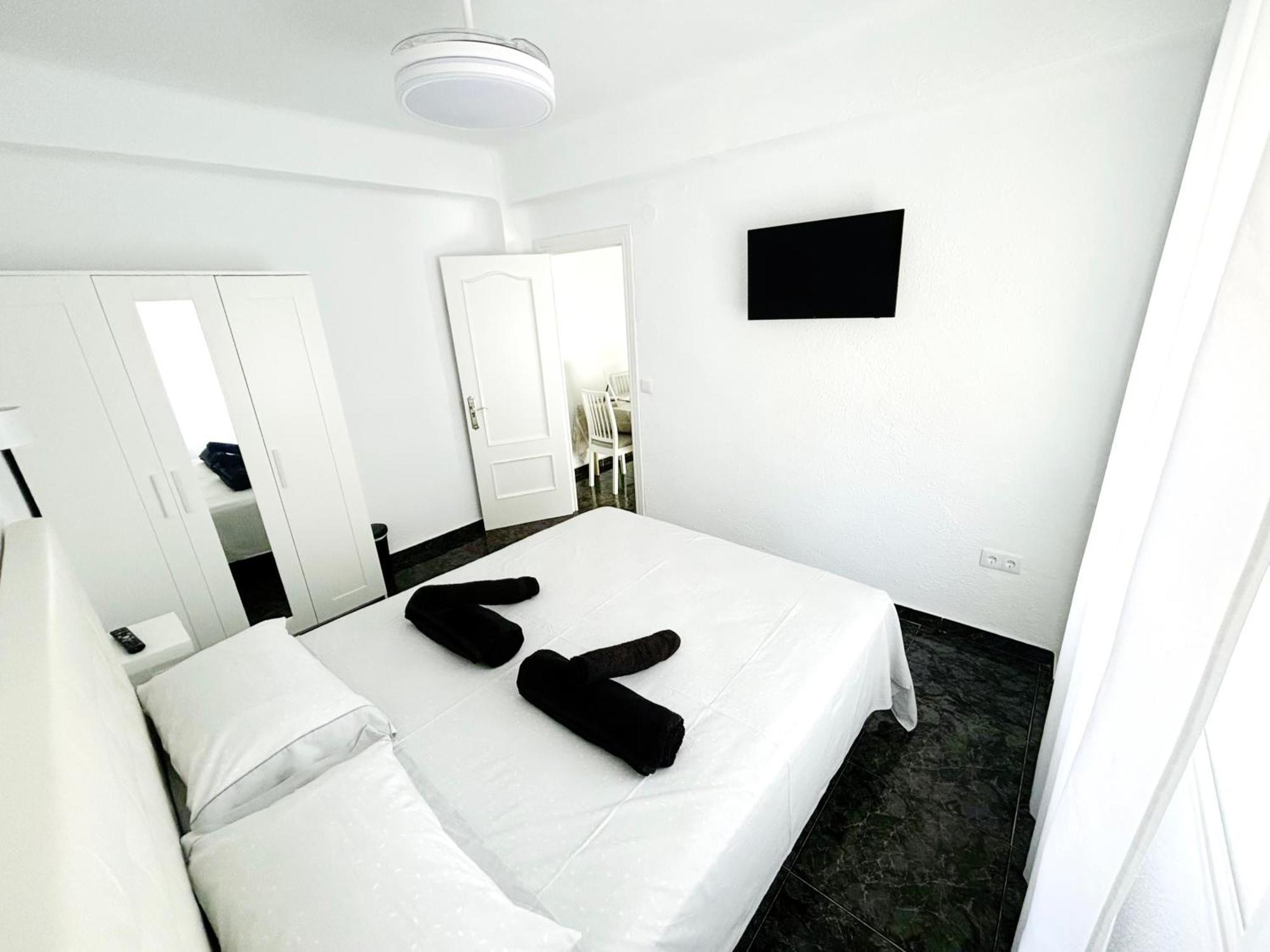 Aperol Apartment Málaga Buitenkant foto