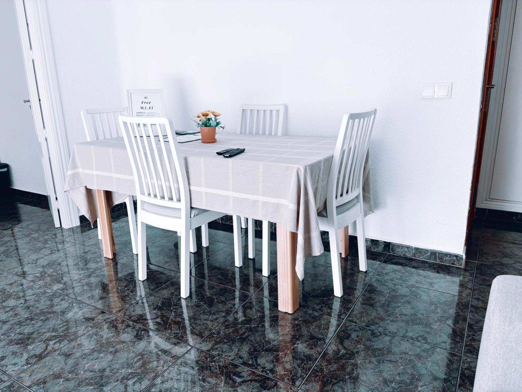 Aperol Apartment Málaga Buitenkant foto